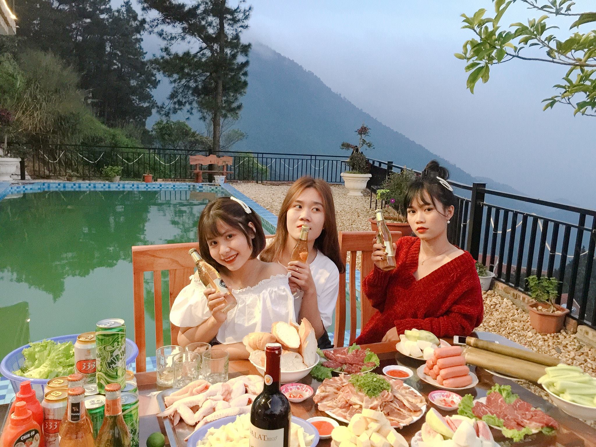 Bể bơi rải đá Dream House homestay Tam Đảo